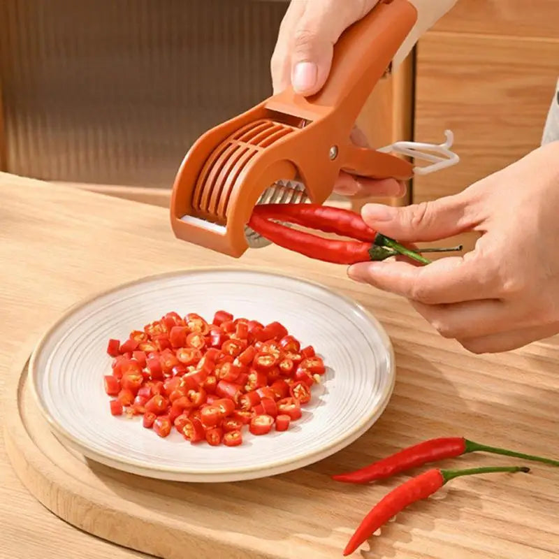 CoreSlice Mini – Stainless Steel Salad Cutter & Cucumber Slicer